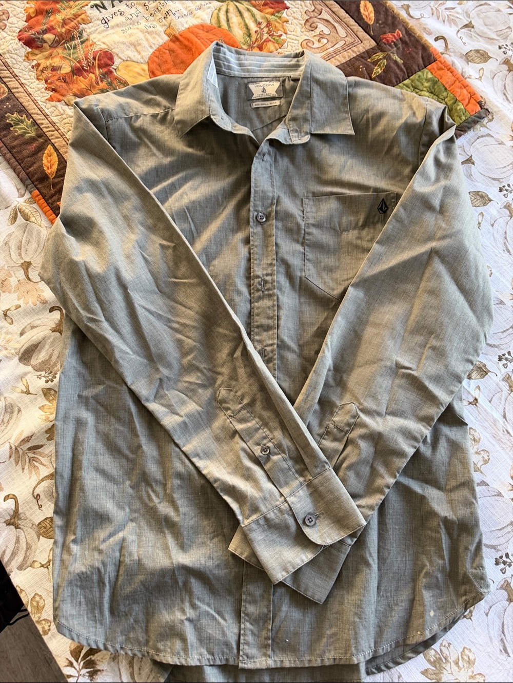 Volcom Men's Olive Green Long-Sleeve Button-Down Shirt
